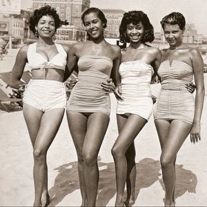 Surf’s 🏄‍♀️ Up Beauties